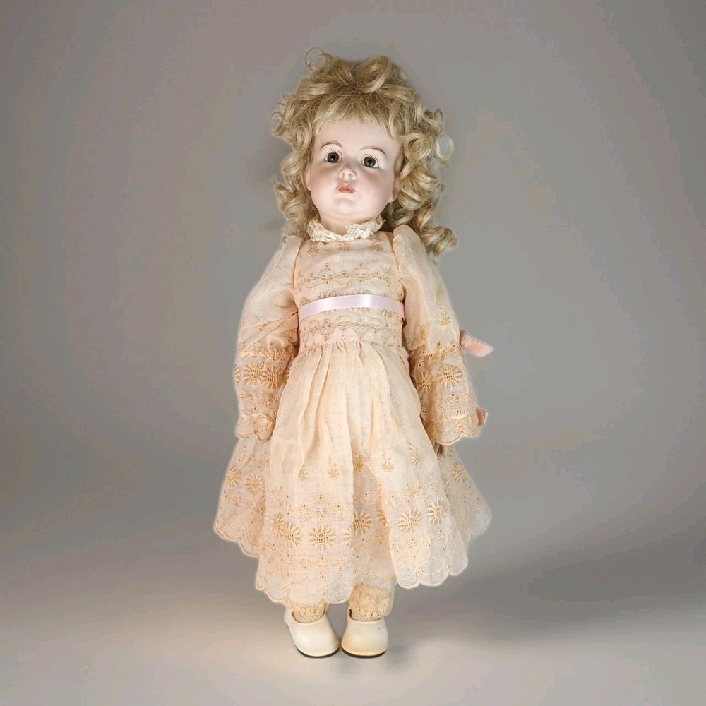 18" VTG Doll K & R Simon & Halbig 117 Kammer & Reinhardt Artistโ Repro
